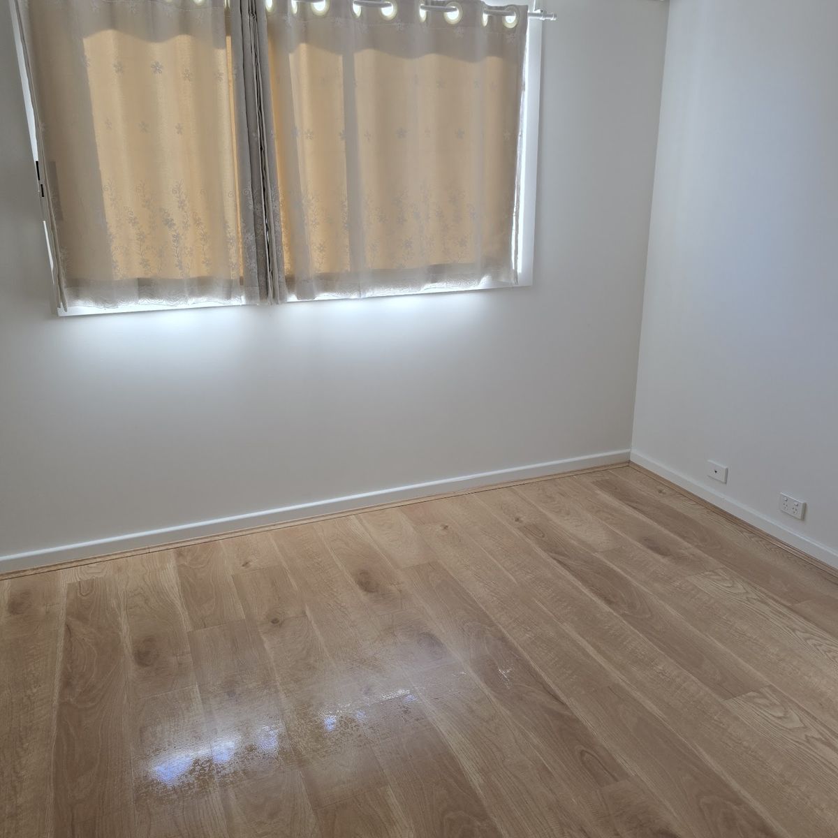 Carpet Steam Cleaning by Lavish Property Cleaning