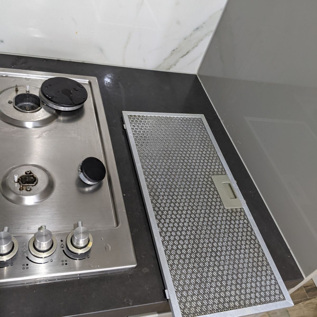 Kitchen, bathroom or living area cleaned by Lavish Property Cleaning, photo 19